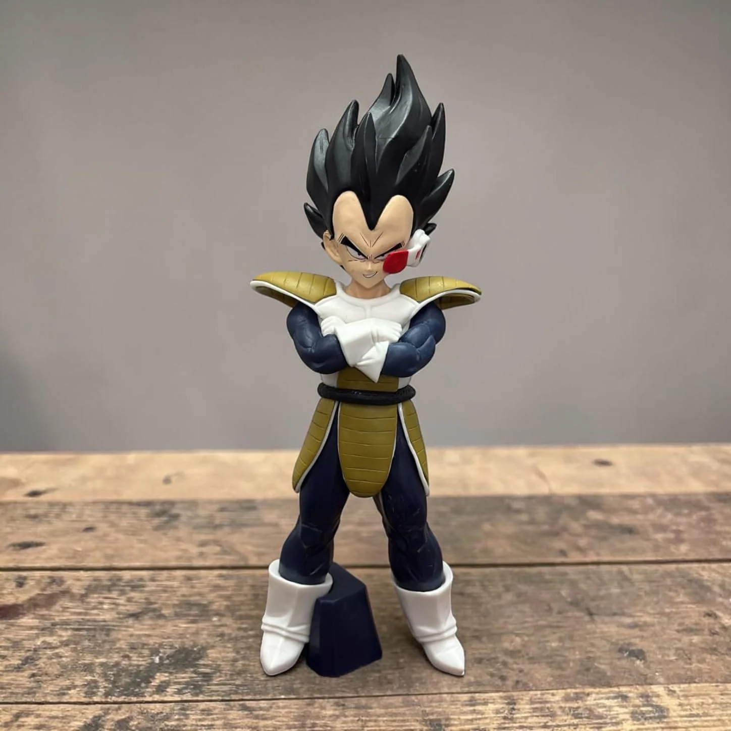 Vegeta Figure - Scouter Pose